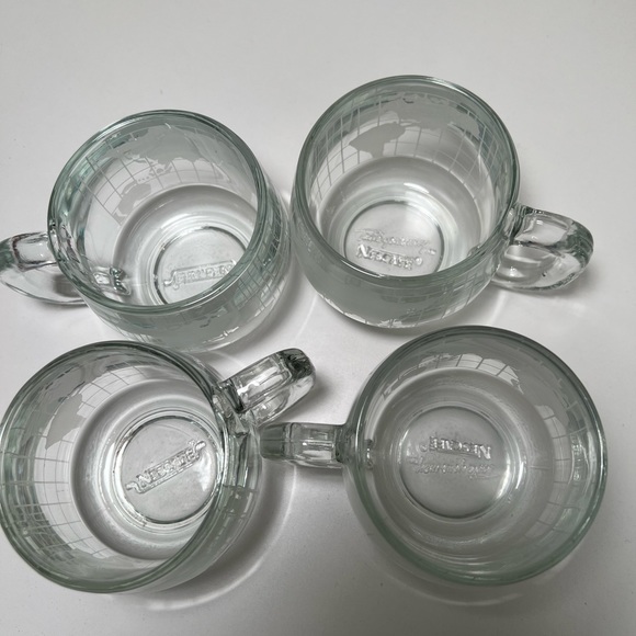 Vintage glass coffee mugs with etched world map. Set of 4 - Picture 2 of 6